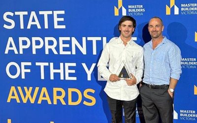 Edan Dowling wins Metropolitan Apprentice of the Year - Future Builder Award
